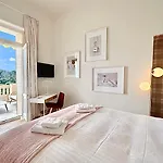 Apartment Terrasse D'azur - Sea View - Parking - Near Monaco - Private Park - Grand Prix Monaco